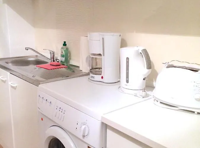 And Near Kurfuerstendamm Apartamento *