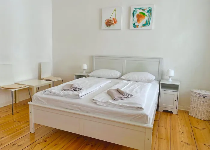 And Near Kurfuerstendamm * Berlim