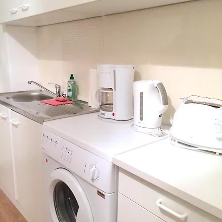 And Near Kurfuerstendamm Apartment *