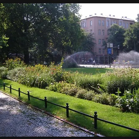 And Near Kurfuerstendamm *