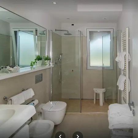 And Near Kurfuerstendamm Apartman Berlin