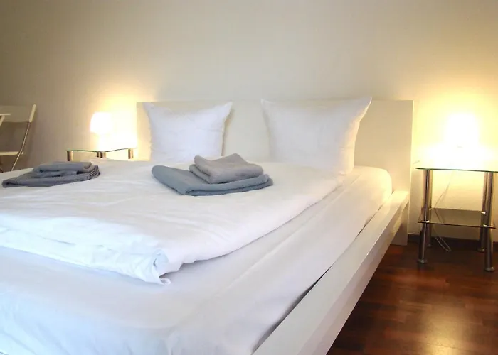 And Near Kurfuerstendamm *