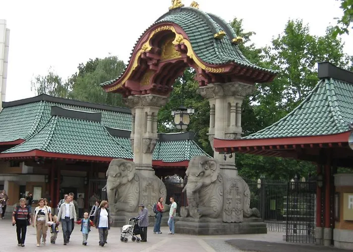 Daire And Near Kurfuerstendamm *