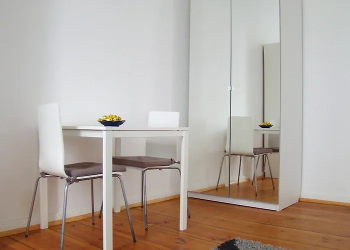 And Near Kurfuerstendamm Daire